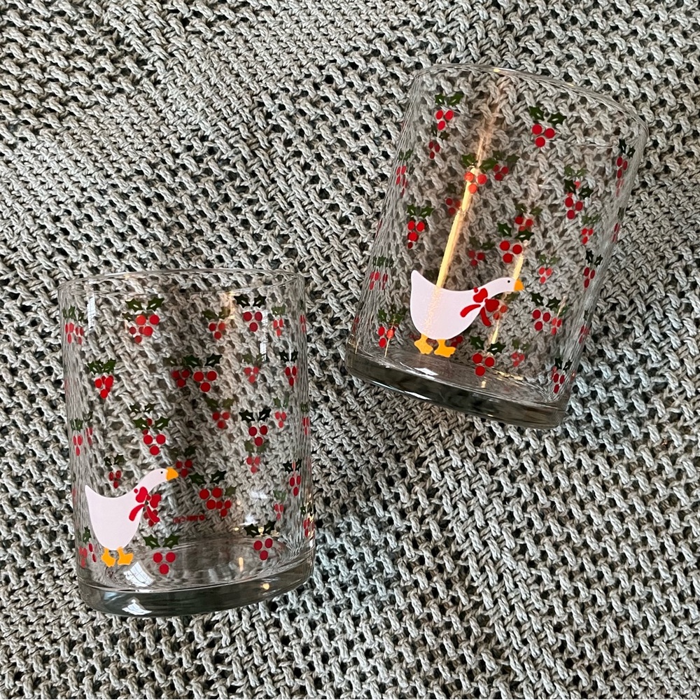 VTG 1984 CHD Goose and Holly Berries Rocks Glasses